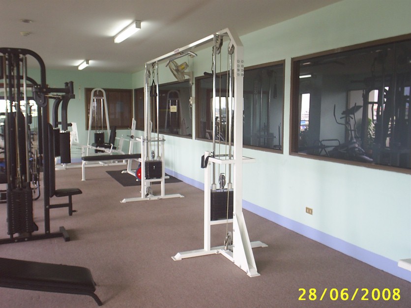 RP Fitness Rm 2 W840.jpg (106107 bytes)